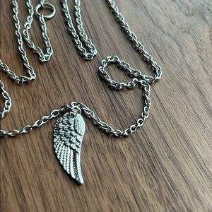 Elegant Silver Wing Pendant Necklace